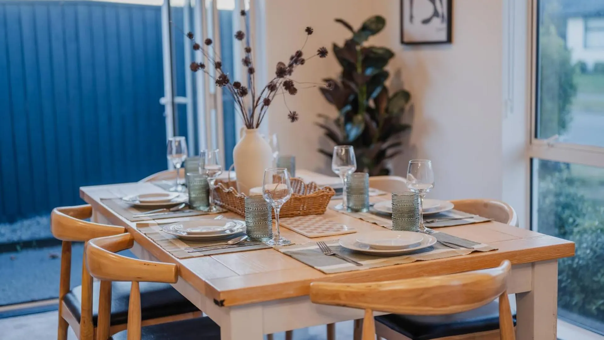 Dom wakacyjny Chic Retreat - Modern Comforts & Game Room Fun Christchurch